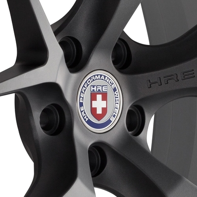 L'aérodynamique HRE a forgé le morceau JWL TUV des roues HRE S101 3 PAR L'INTERMÉDIAIRE DE
