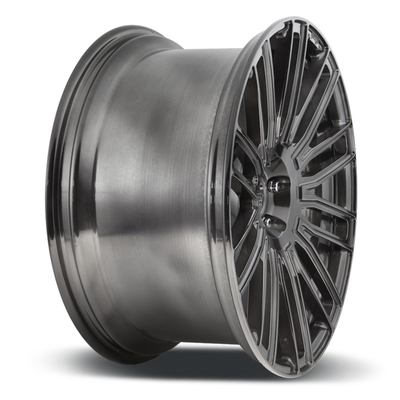 Les finitions faites sur commande Monoblock balayé par Avant ont forgé des roues 16" 18" 22"