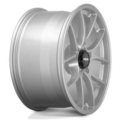 Roues argentées de lustre rotiforme de LTN