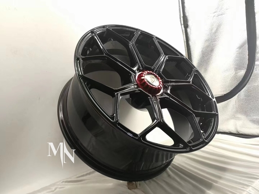 Les rais Monoblock de CenterLock Y ont forgé des roues pour Lamborghini Aventador SVJ