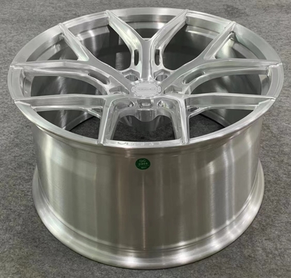L'HYBRIDE argenté balayé de roues forgé par Vossen A FORGÉ la SÉRIE HF-5
