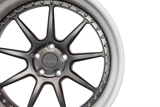 Les 3 morceaux profond du plat PUR LG08 ont forgé des roues ont adapté des finitions aux besoins du client