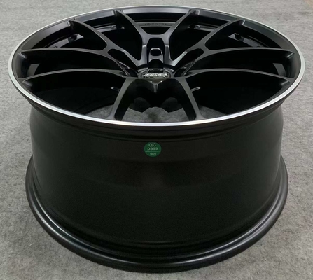 La finition G025 faite sur commande de EMBALLAGE de VOLK a forgé des roues