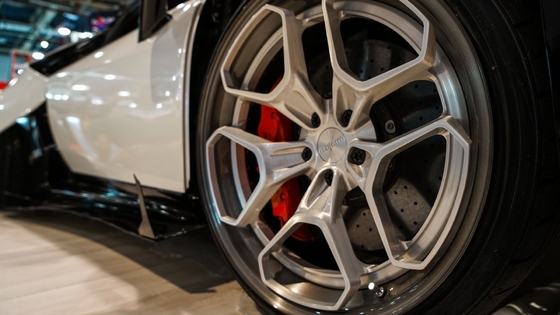 Les 2 morceaux rotiforme de HUR ont forgé l'alliage d'aluminium des roues 6061-T6