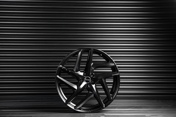 Le SPORT Monoblock Khan de RANGE ROVER DACTYLOGRAPHIENT à 52 roues forgées par RS 23&quot;