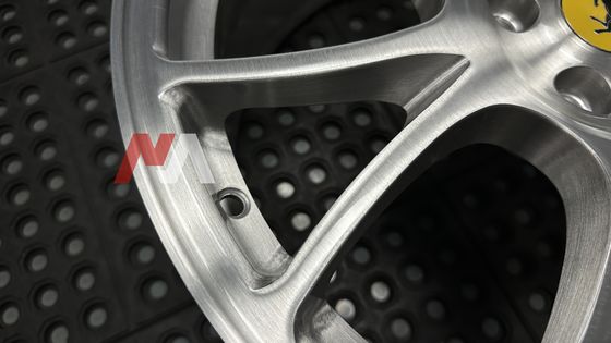 Jantes forgées Ferrari F430 Finition brossée transparente Maining Forged RE-01