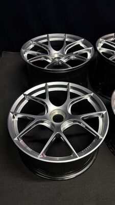 BBS FI R Centerlock Diamond Silver Wheels for Porsche 911 991 992 GT3 GT3RS