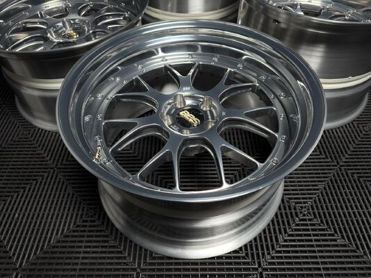 BBS LM chrome argenté poli pour Nissan GTR R35